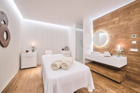 Hotel Marina Badalona: Spa+Masaje 50 minutos