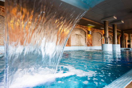 Hotel LC: Circuito Spa y Vermut para 2