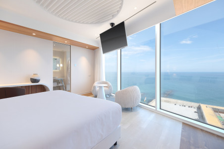Hotel Marina Badalona: Dream Getaway in Privilege Room