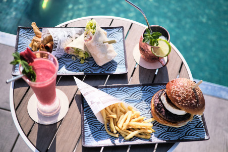 Hotel Marina Badalona: Gin Tonic desde las alturas para dos